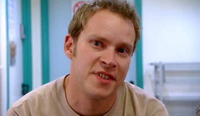 - I DON'T BELIEVE YOU. - SERIOUSLY. I WOULDN'T LIE ABOUT A THING LIKE THIS. 