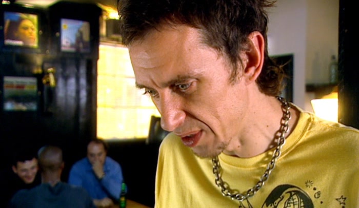 - PISS OFF, HE'S A LITTLE RAT. - HE WAS A MONGOOSE. 
