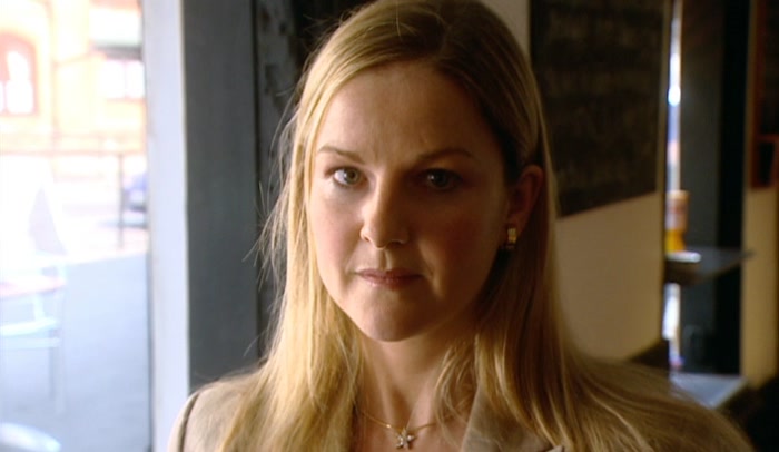 'OHH, CAN'T RETRACT THE WINK.  