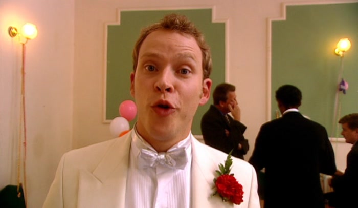 ANYWAY... ON WITH THE WEDDING.  