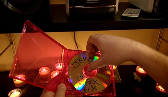 'BETTER THAN BIG BOND THEMES, I GUESS. 