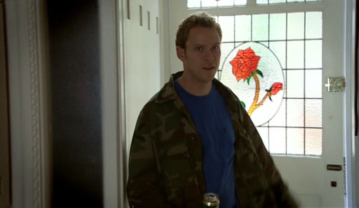 - HEY, JEZ. - HI! SO, SUZE. BRILLIANT TO SEE YOU. 