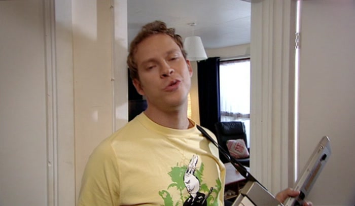 IT'S COOL YOU'VE GOT A THERAPIST. I MEAN, WHAT'S THE BIG TABOO? 