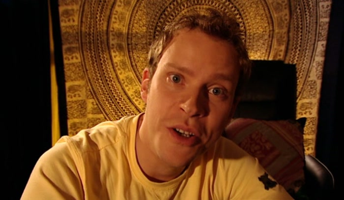 DON'T WORRY, SUZE. THERE'S NO BANGING. 
