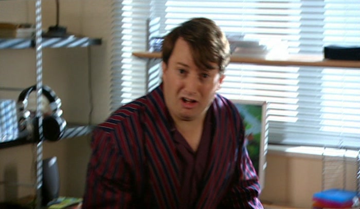 SARAH'S BROKEN UP WITH SIMON? THAT'S TERRIBLE. 