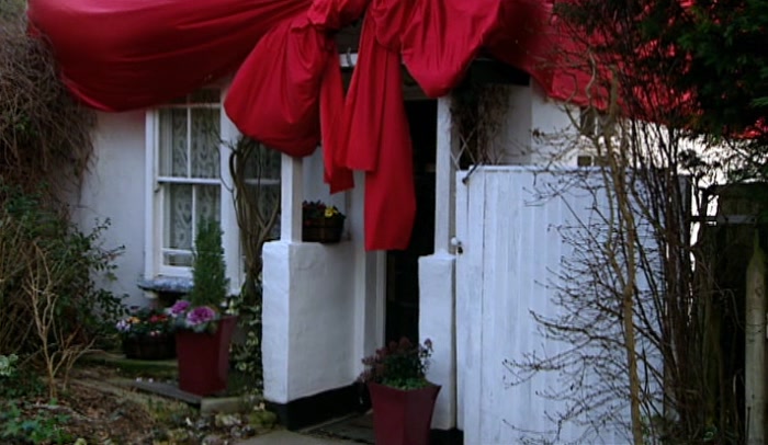 'QUICK SALE, THEN A COTTAGE IN THE ARDENNES. OR A FLAT IN BARCELONA.' 