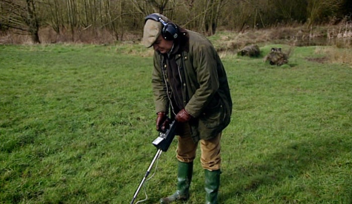 YOU BIG FOX-HUNTING, BADGER-BAITING TWEED-SHIRT BUMFUCK HOMOPHOBE? 