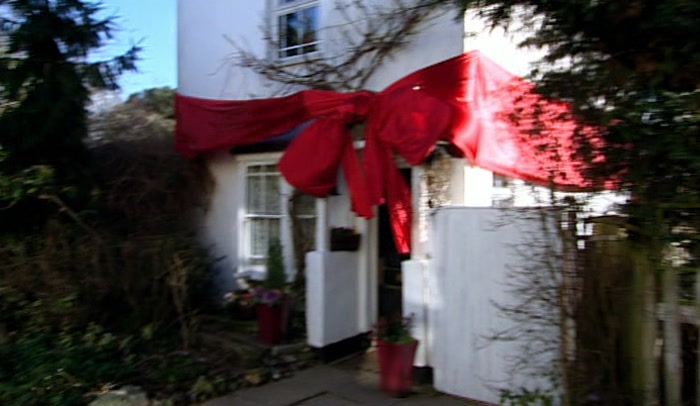 NANA'S COTTAGE?  