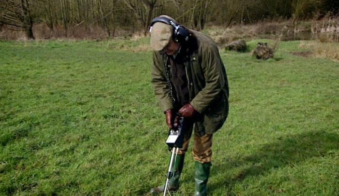 YOU BIG FOX-HUNTING, BADGER-BAITING TWEED-SHIRT BUMFUCK HOMOPHOBE? 