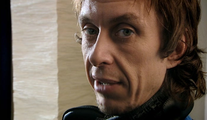 THAT IS DEFINITELY GOING TO HAPPEN. GELDOF'S GONNA SHIT. 