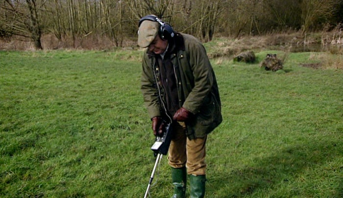 YOU BIG FOX-HUNTING, BADGER-BAITING TWEED-SHIRT BUMFUCK HOMOPHOBE? 