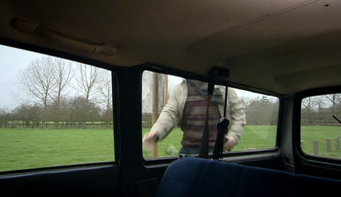 LET ME IN, YOU BLOODY BASTARDS!  