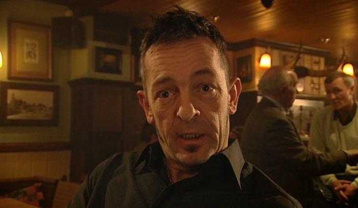 - I'M DOING A GIG, ACTUALLY. - OH, RIGHT. 