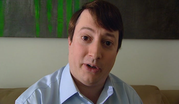 COS I CAN TELL YOU RIGHT NOW I'M NOT BURGLING ANY DEMOCRATS. 