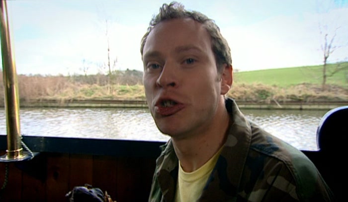 YOU SEE. MMMM, JUST... UNDERCOOKED, DISGUSTING TURKEY. 