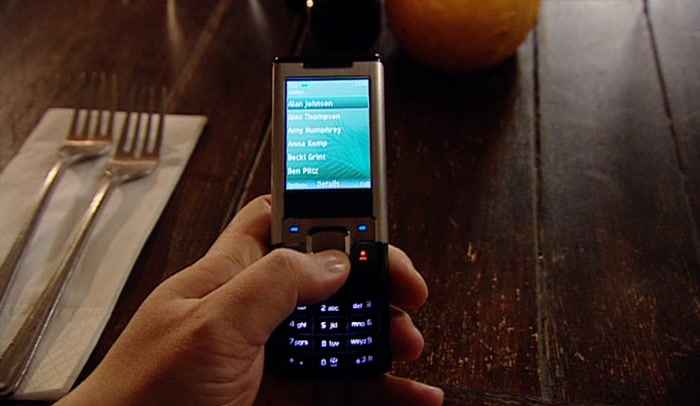 'NO CALLS. EVERYONE I KNOW DOESN'T WANT TO TALK TO ME. 