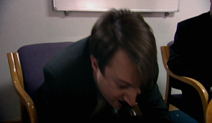 - LEVER, GET THE LEVER! - WHAT? 