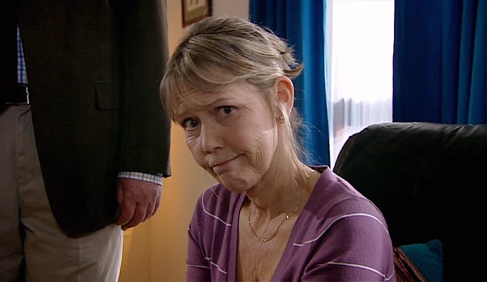 MUM? YOU SAID I COULD HAVE HALF OF GWEN'S MONEY. THAT'S WHAT YOU SAID. 