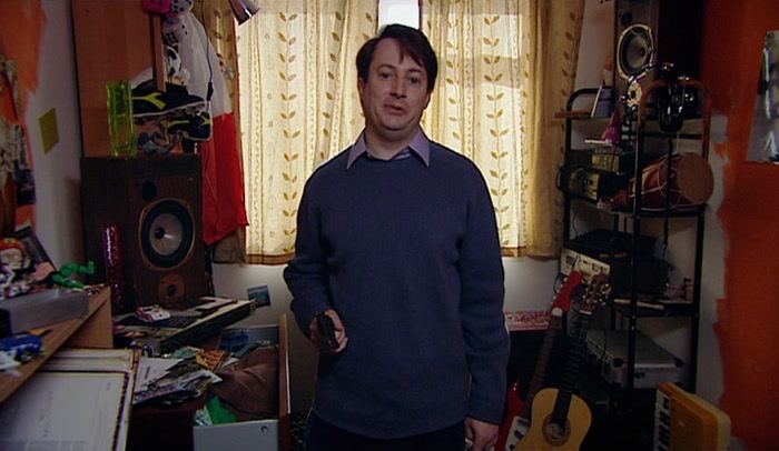 I MIGHT CARRY IT AROUND THE FLAT FOR A BIT. WOULD THAT BE OK? 