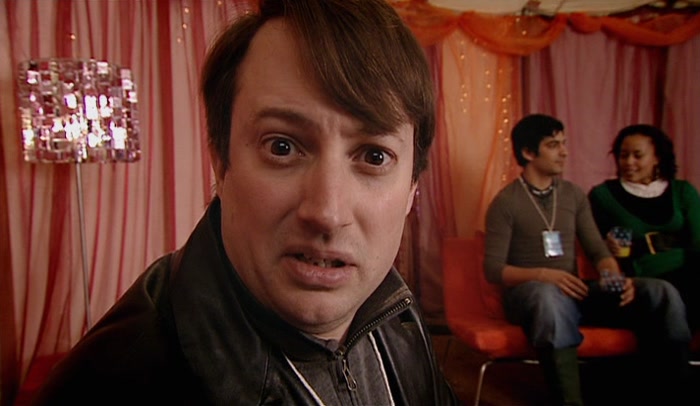 - HE'S FUCKABLE. - I'M SORRY? 