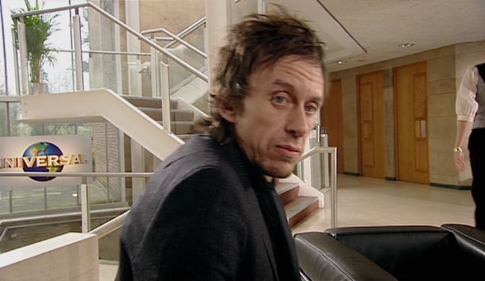 'WOW! WE'VE FINALLY MET THE MAN. AND THE MAN IS A WOMAN, AND HE'S HOT!' 