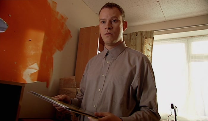 - YOU'RE NOT TRYING TO DE-PROGRAMME ME? - NO, NOT AT ALL. 