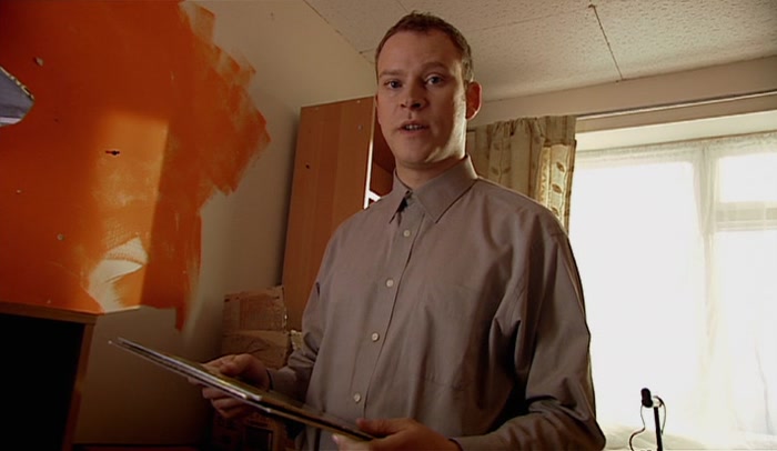 - YOU'RE NOT TRYING TO DE-PROGRAMME ME? - NO, NOT AT ALL. 