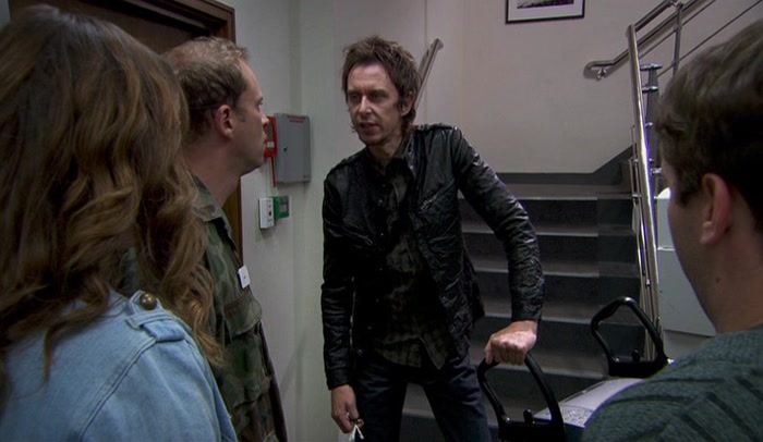 - THAT'S A GOOD PROCEDURE. - RIOT! 