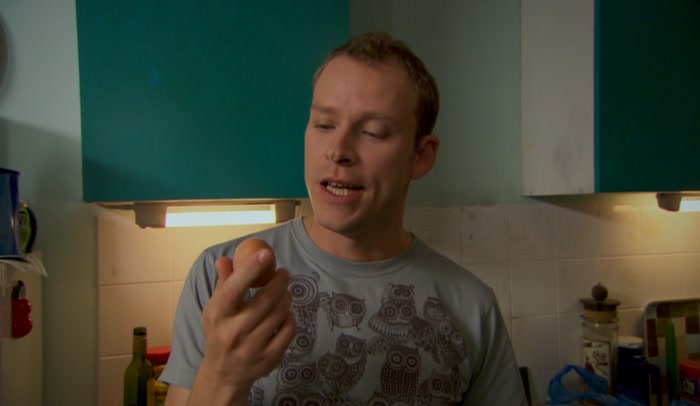 YEAH, SO IT'S GOING TO BE THE CLASSIC ONE-EGG OMELETTE. 