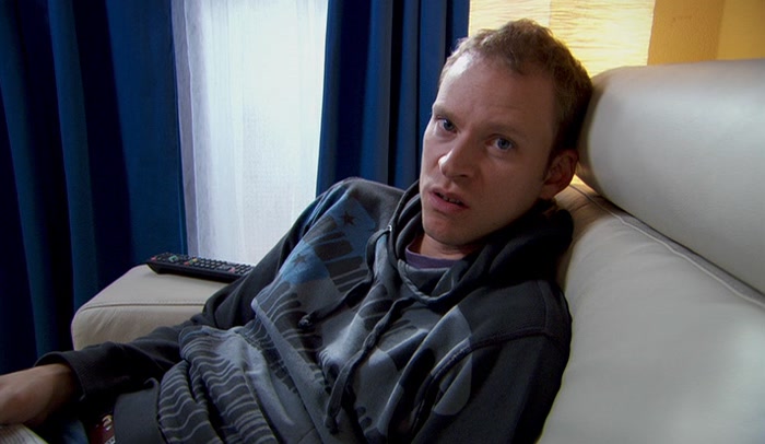 - YES, YOU DID. YOU GAVE IT FIVE STARS. - AND YOU DIDN'T WIPE IT? 