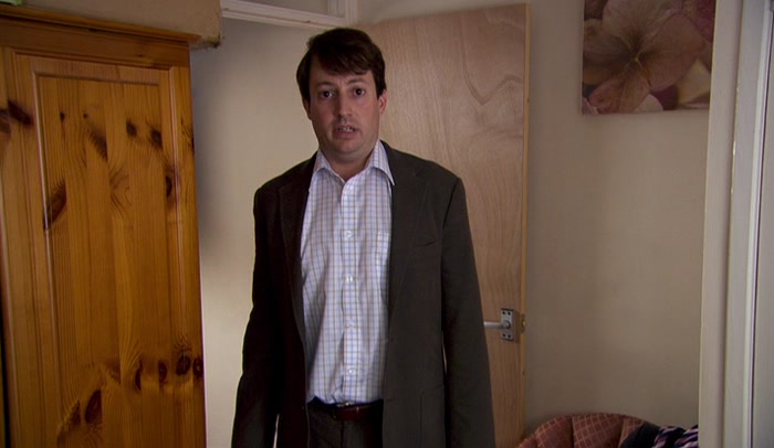 YOU FANCY MAKING US SOME BUILDER'S TEA?  