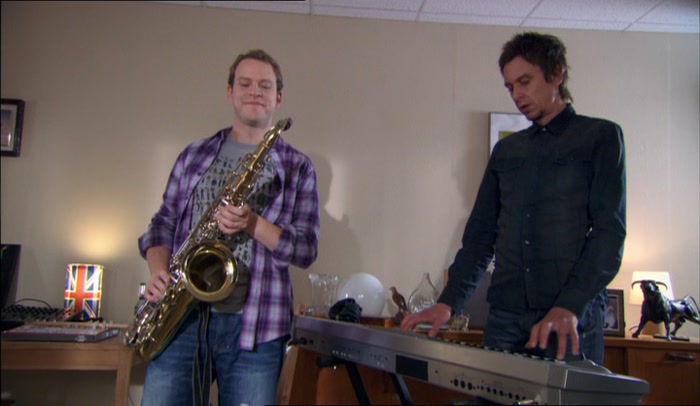 'I CAN'T PLAY THE SAX.  