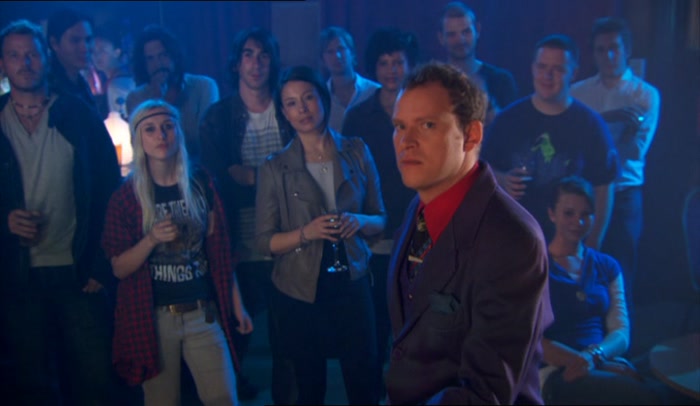 SORRY, EVERYONE. JUST TO CLEAR SOMETHING UP,  