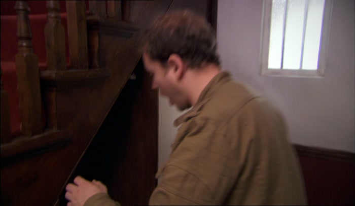 I COULD HIDE IN THE AREA WHEN BEN COMES. 