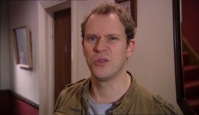 I REALLY NEED A WEE.  