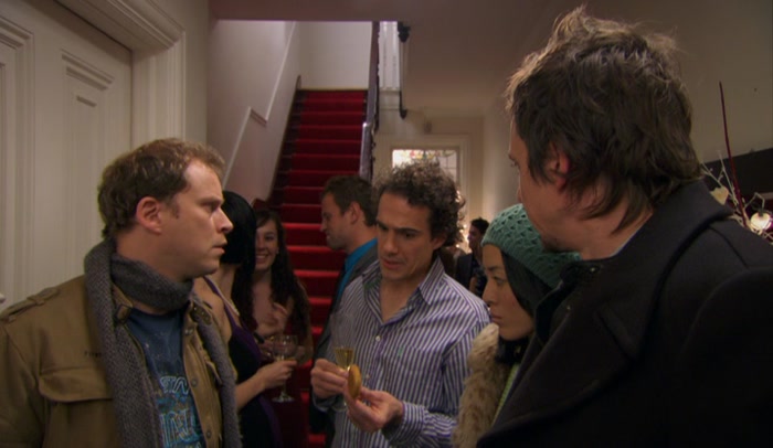 HMM. IS THERE ANY MORE TARTARE SAUCE? 