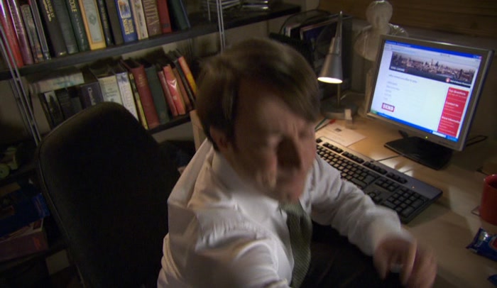 RETURN MY MOUSE, JEREMY. THAT'S MY PROPERTY. 