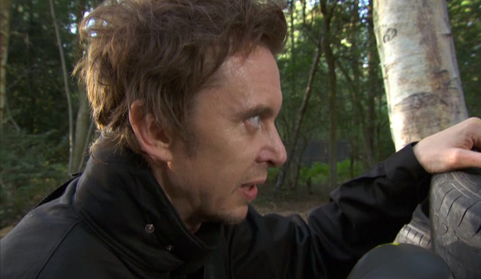 THAT YELLOW BASTARD'LL BE IN THERE RIGHT NOW, DOING YOUR MISSUS. 