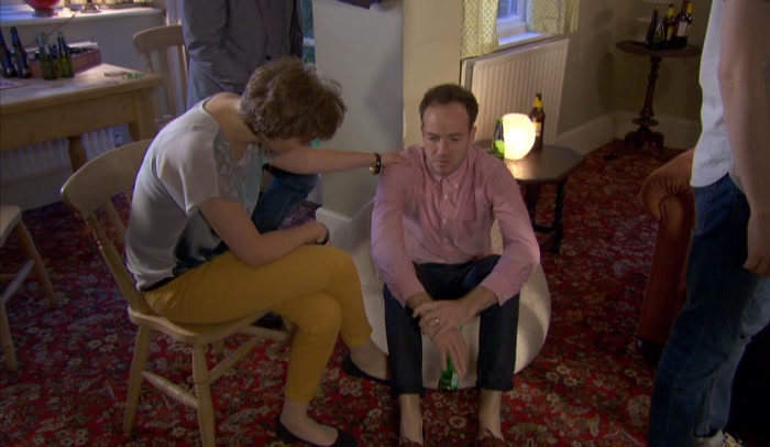 SO, NEIL BROKE UP WITH ALICE.  