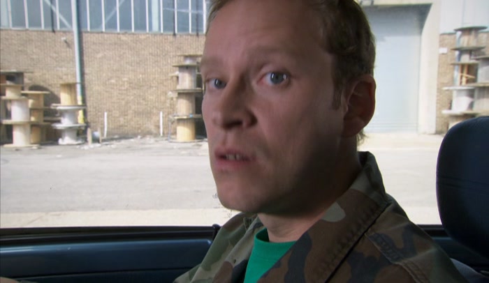 YOU'RE BASICALLY THERE. HE'S A DIRTY CROOK! AS AM I. 