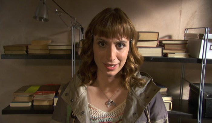 YEAH. CLAIRE'S NEVER GOING TO GET ON UNTIL SHE RETHINKS THE HAIR. 