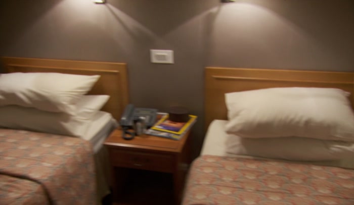 I SIMPLY WANT TO EAT SOME CHOCOLATE OFF MY PILLOW 