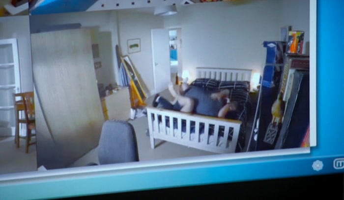 - WE SHOULD TURN THIS OFF. - YEAH, WE DEFINITELY SHOULD. 