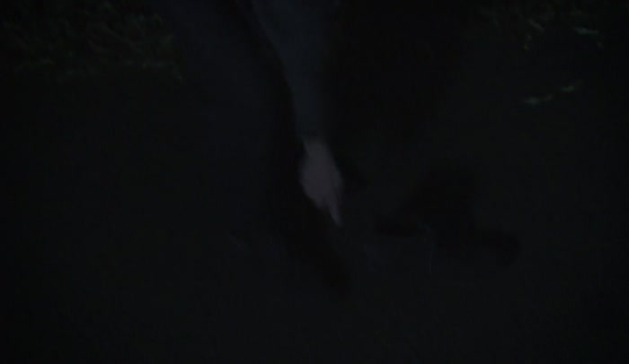 - NO... SHOES? - NO, MAN. 