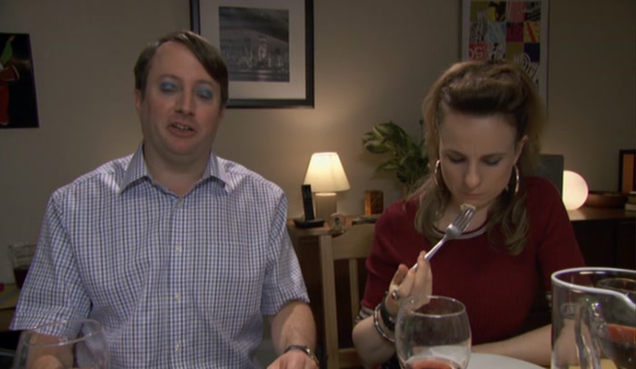 LIKE MY EYESHADOW.  