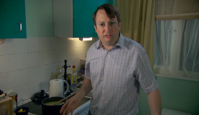 DO I CLAIM FANCY DRESS OR GO FULL ENGLISH,  