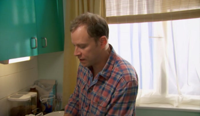 - BEANS. EVERYONE LIKES BEANS. - I CAN'T SERVE BAKED BEANS. 
