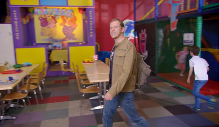 IAN'S IN THE FUN PIT WORKING THE PLASTICS. 