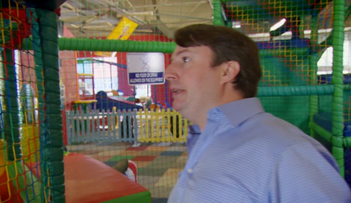 OOH, MARK, MATE, SOMETHING WONKY THIS WAY COMES. 