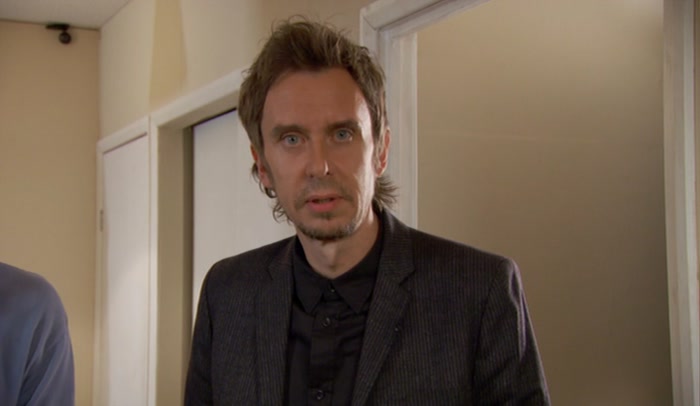 - SIMON? - WHAT'S GOING ON, MARK? 